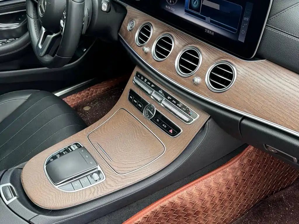 Mercedes-Benz E-Class E 2019 E 300 L Luxury