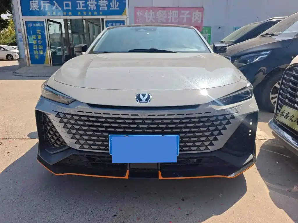 Changan UNI-V — миниатюра 2