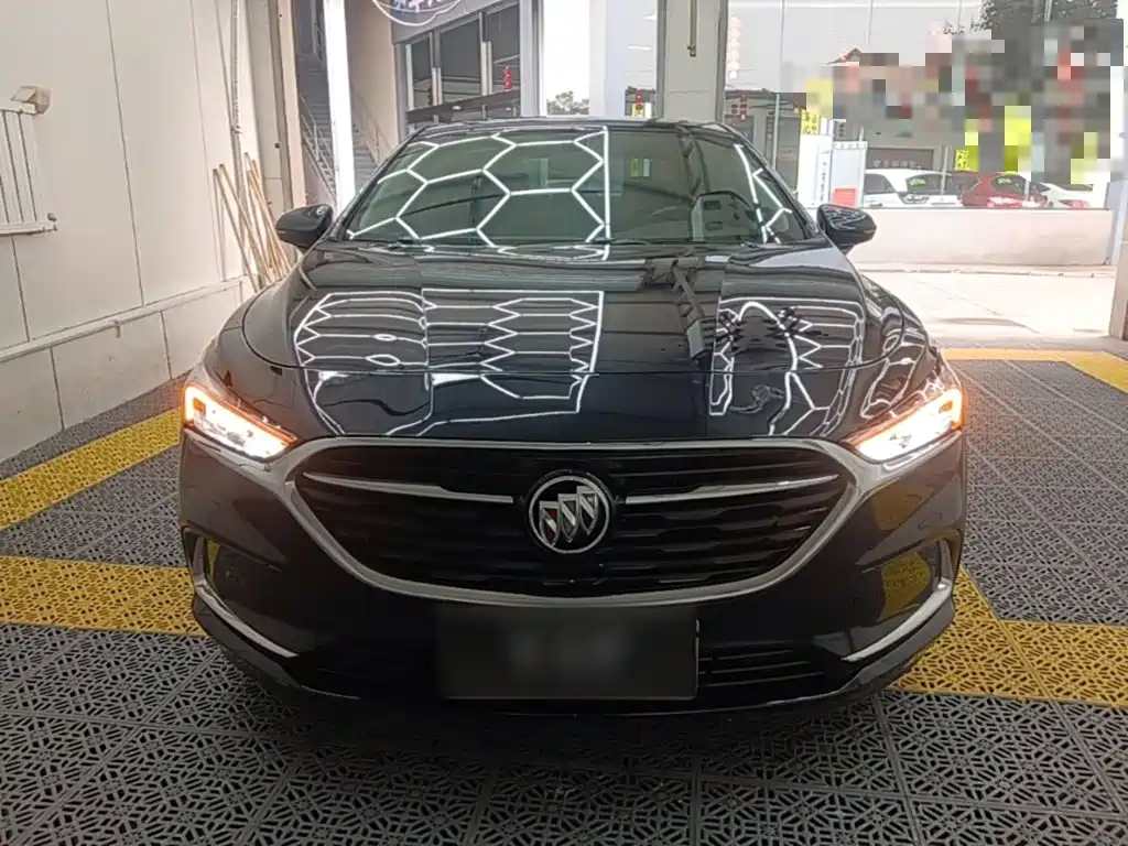 Buick LaCrosse — миниатюра 3