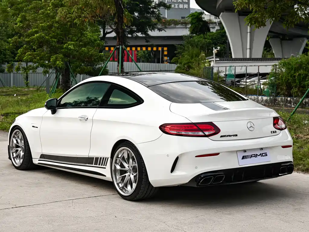 Mercedes-Benz C-Class AMG — миниатюра 5