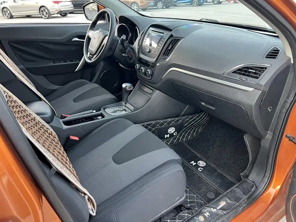 MG MG5 — миниатюра 6