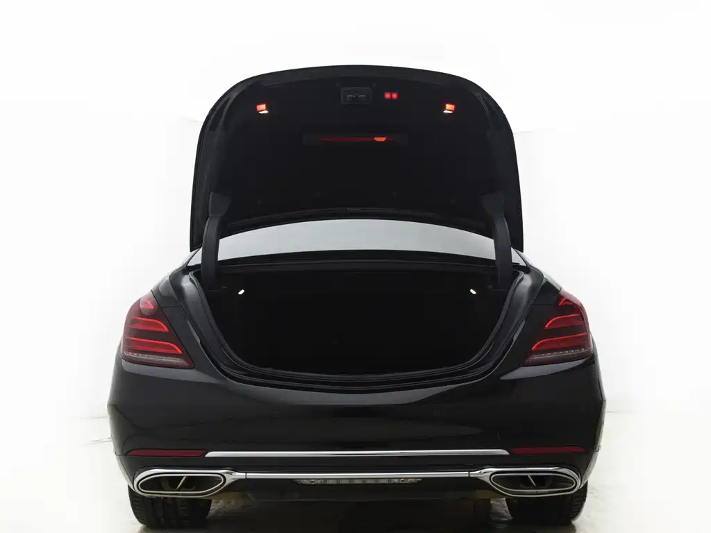 Mercedes-Benz S-Class — миниатюра 14