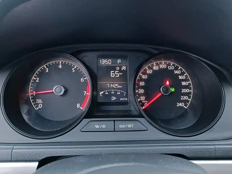 Volkswagen Lavida — миниатюра 14