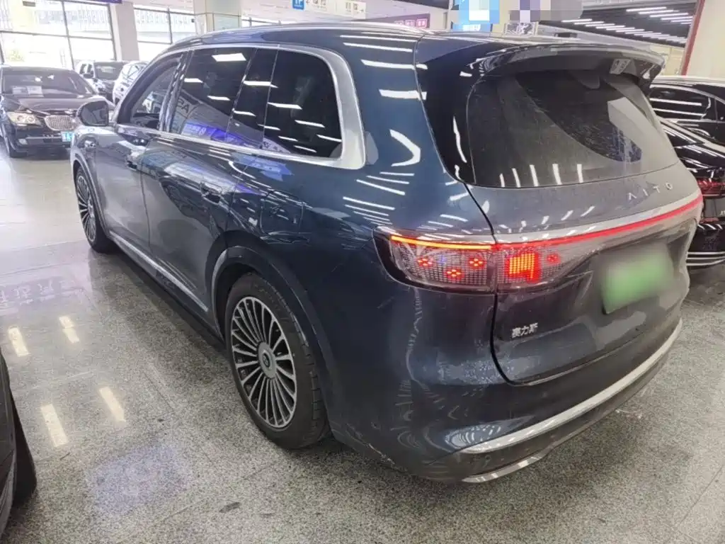 AITO AITO M8 — миниатюра 5