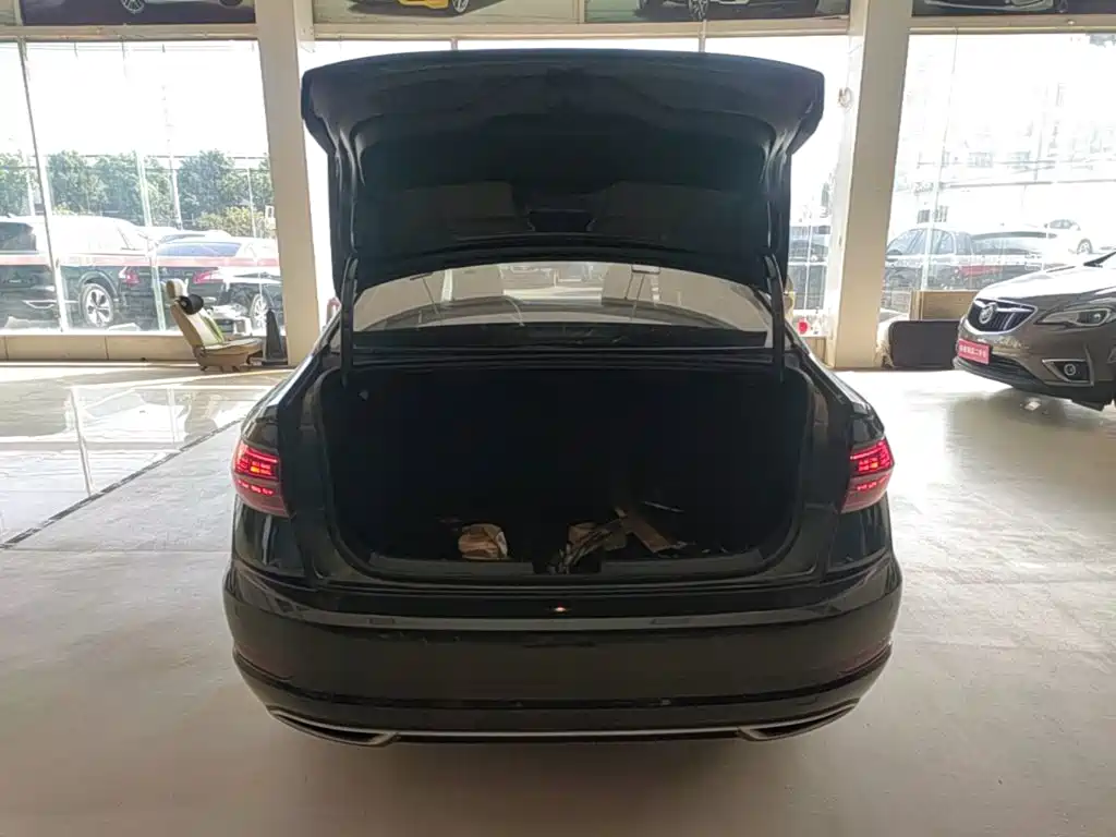 Volkswagen Sagitar — миниатюра 19