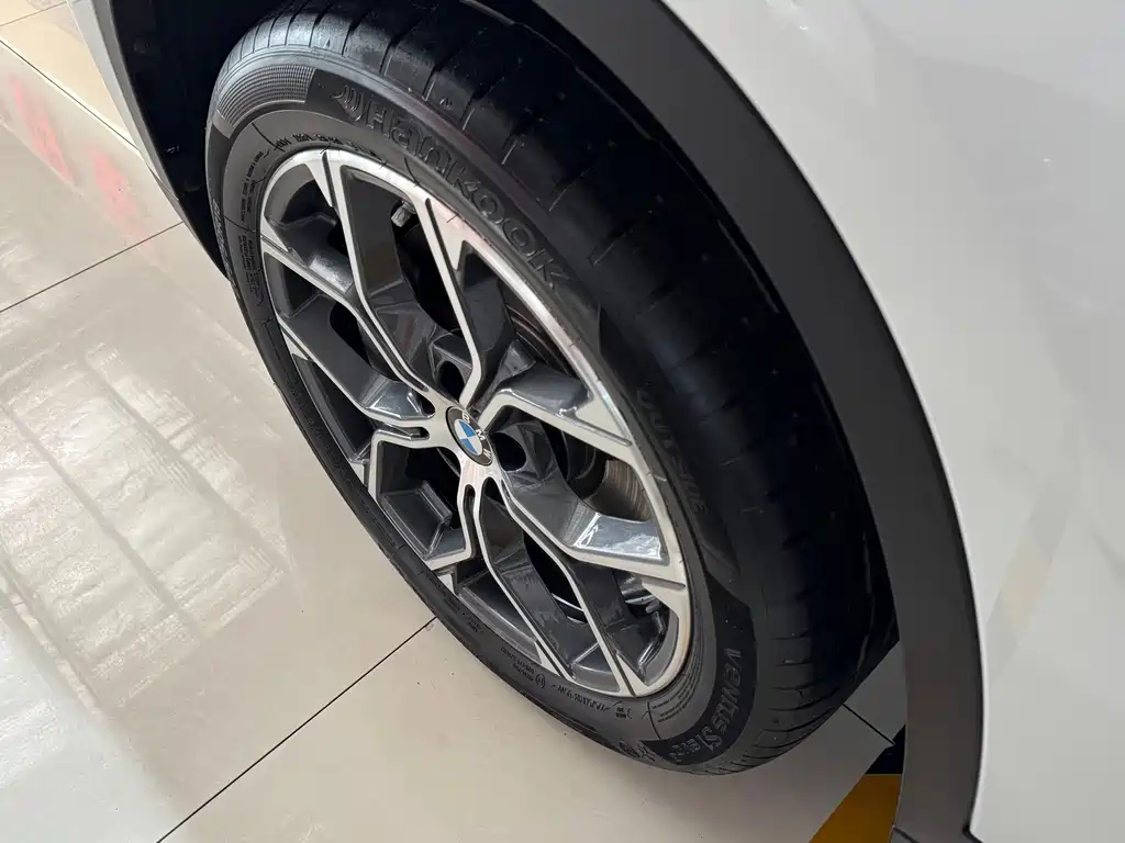 BMW X1 — миниатюра 6
