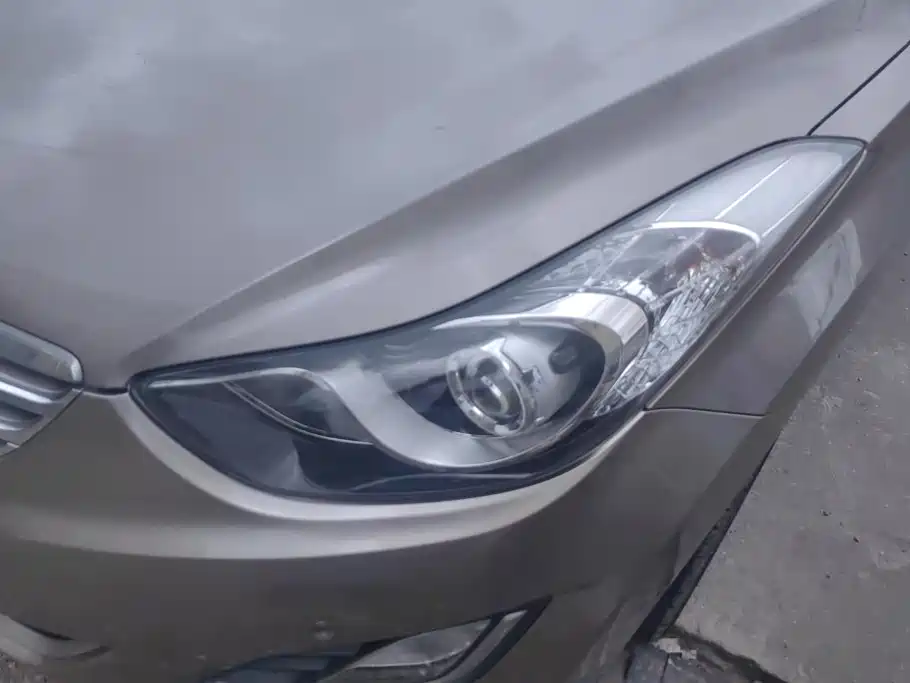 Hyundai Elantra Langdong — миниатюра 5