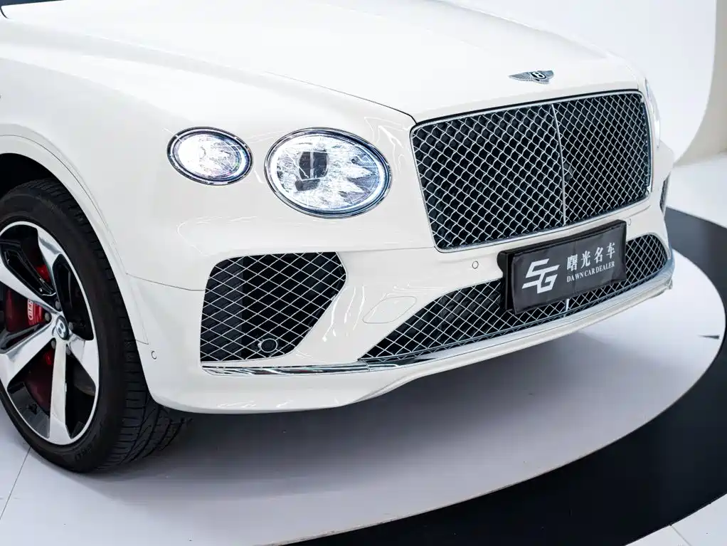 Bentley Bentayga — миниатюра 19