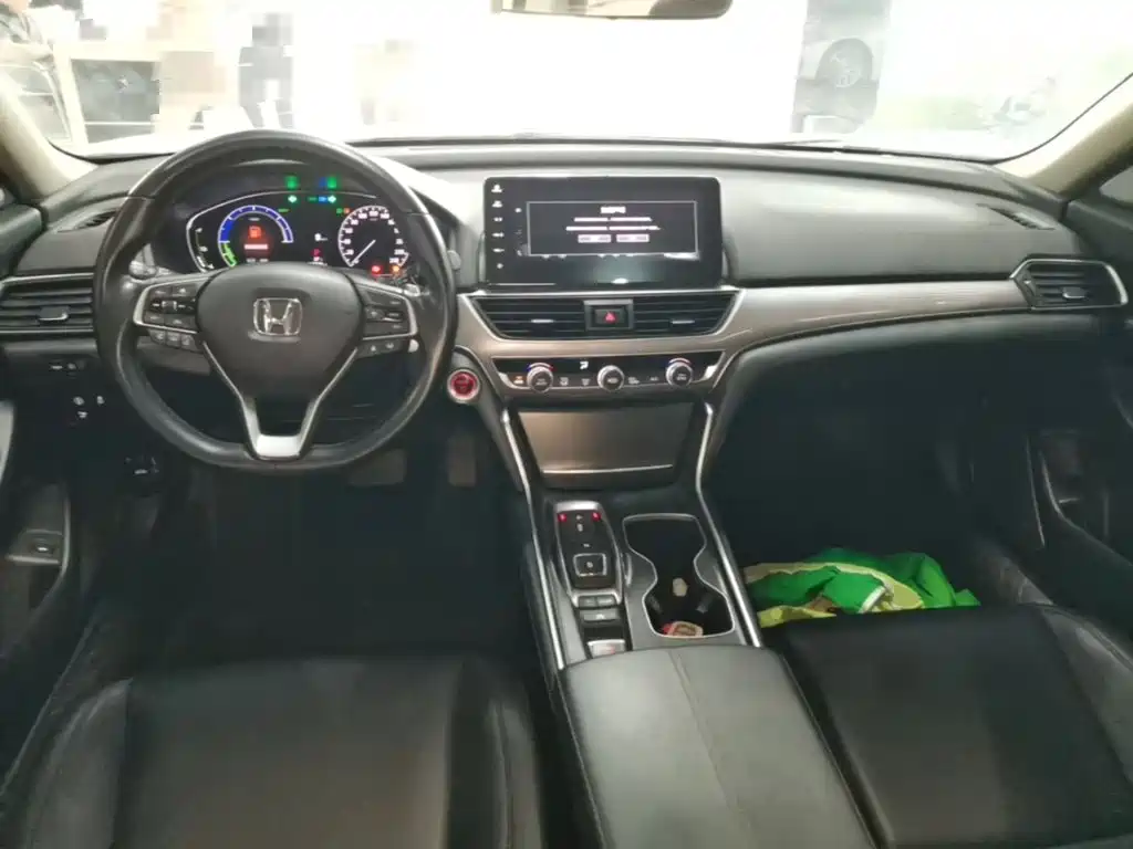 Honda Accord — миниатюра 10
