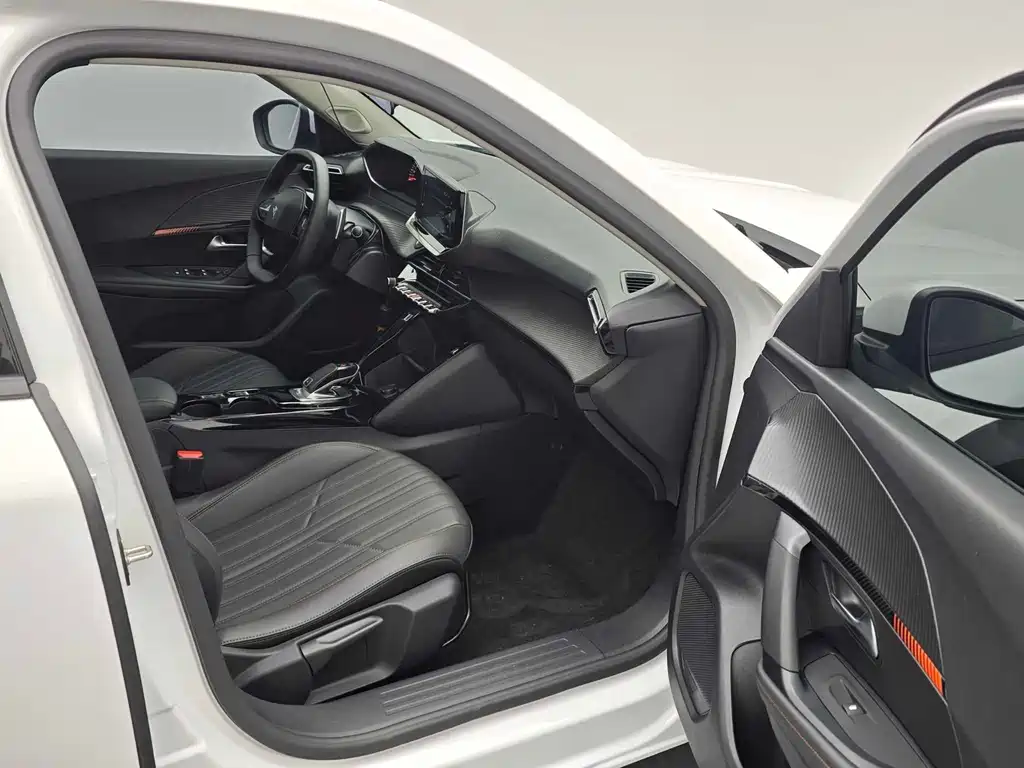 Peugeot 2008 — миниатюра 7