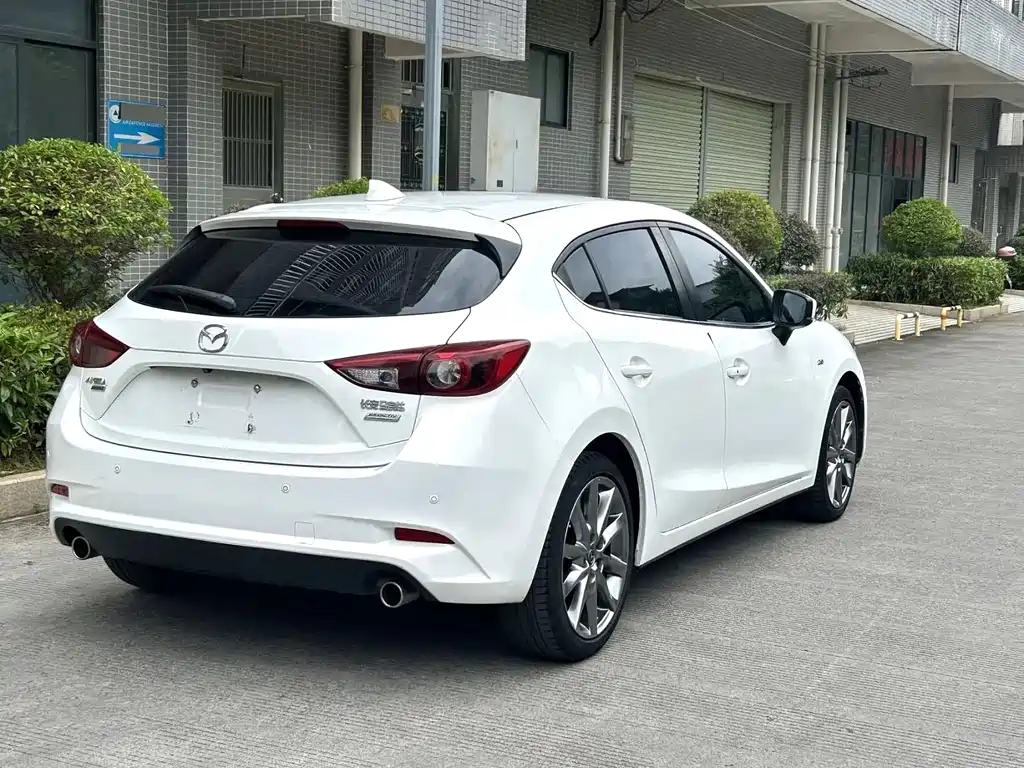 Mazda 3 Axela — миниатюра 4