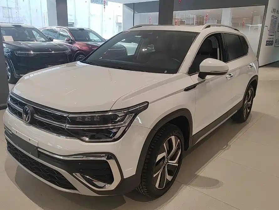 Volkswagen Tharu 2023 300TSI 2WD Full Moon Edition