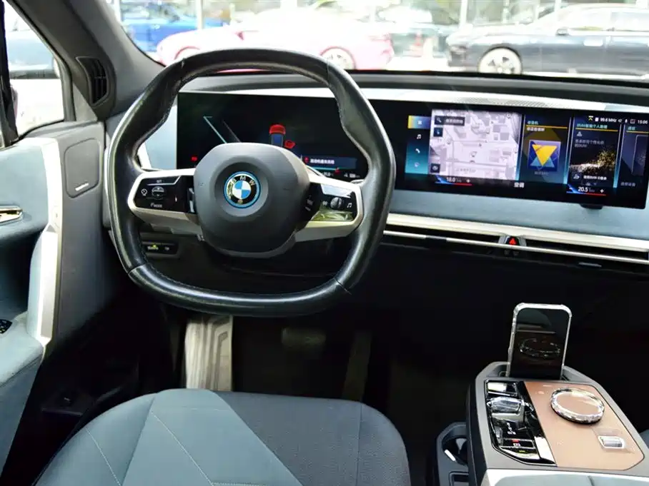 BMW iX 2022 xDrive40