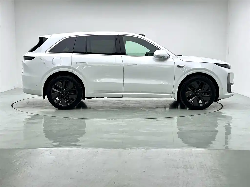 Li Auto IDEAL L6