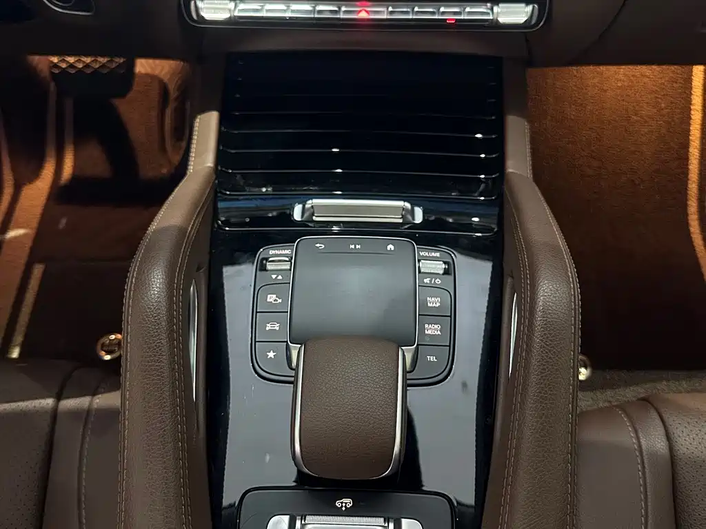 Mercedes-Benz GLE (Import) — миниатюра 9