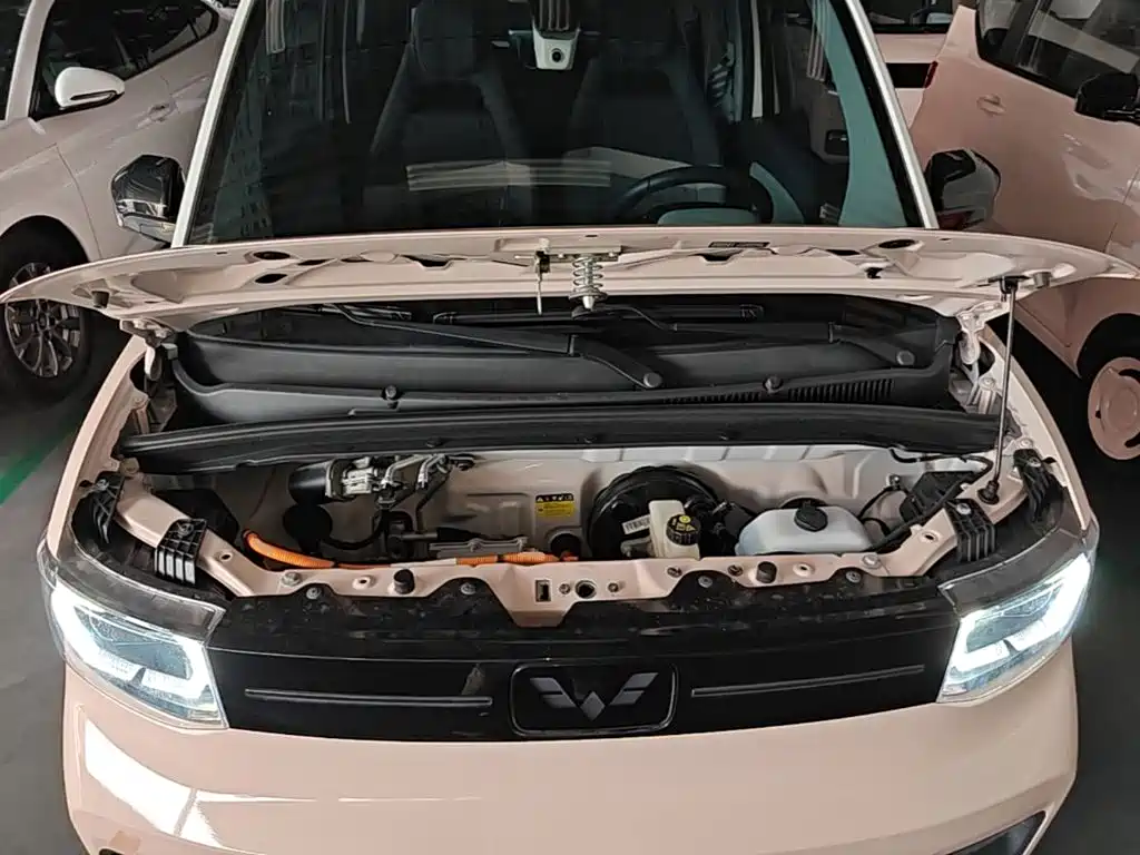 Wuling MINIEV — миниатюра 20