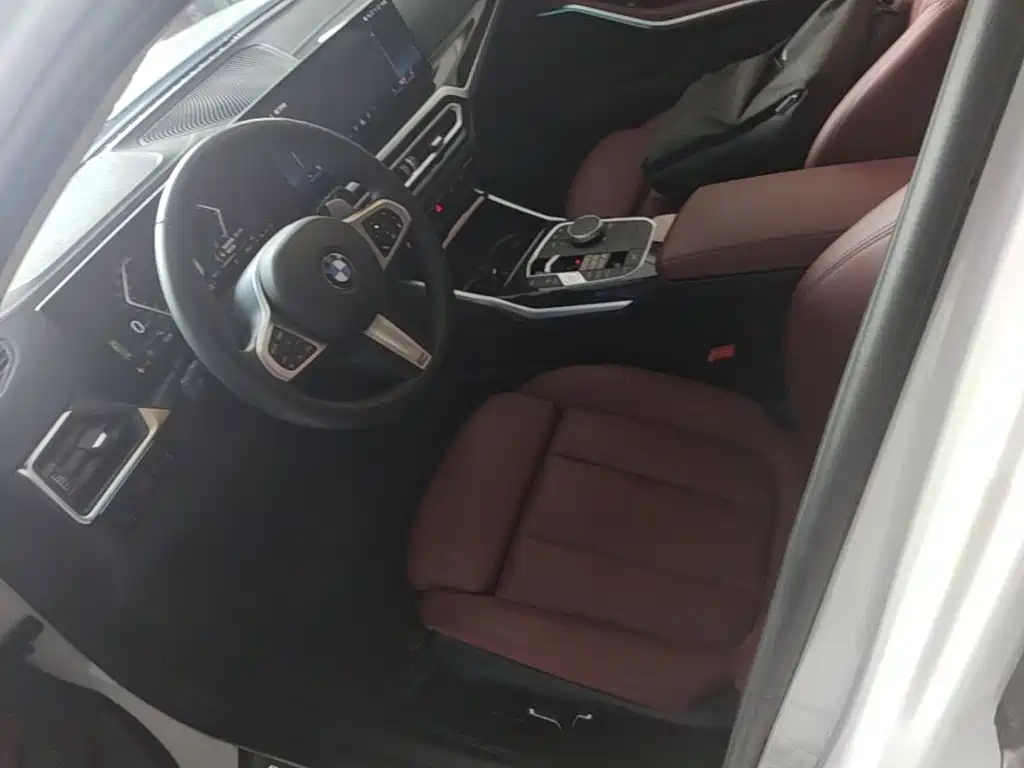 BMW 3 Series — миниатюра 15