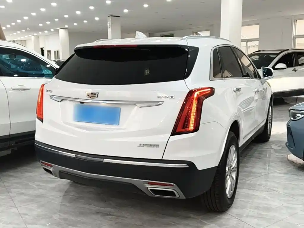 Cadillac XT5 — миниатюра 7