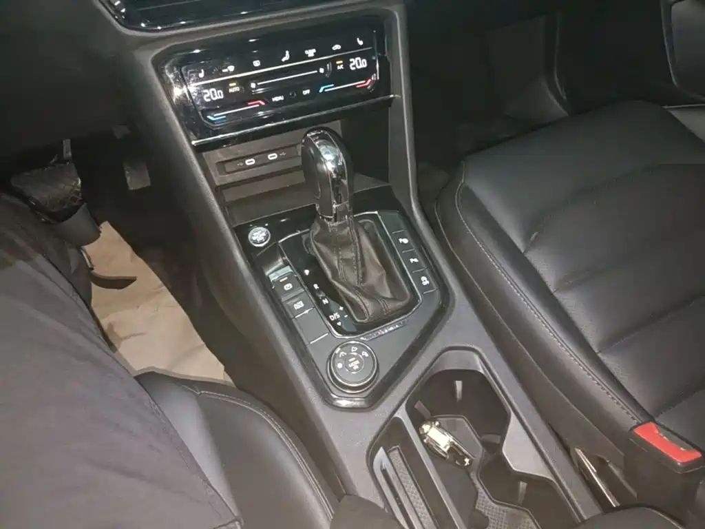 Volkswagen Tharu — миниатюра 14