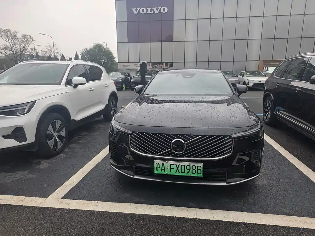 Volvo S90 PHEV — миниатюра 2
