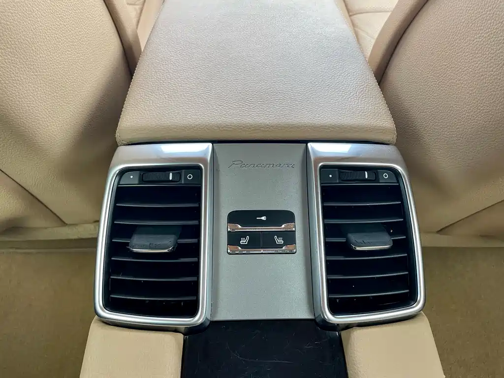 Porsche Panamera 2010 Panamera 3.6L