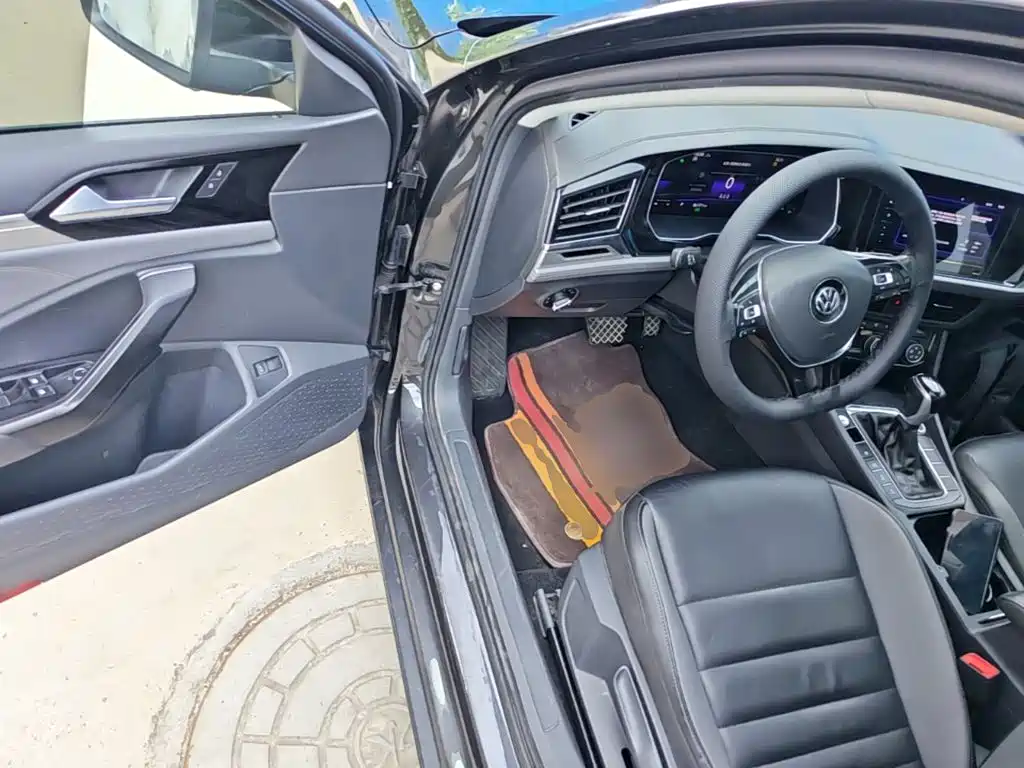 Volkswagen Sagitar — миниатюра 16
