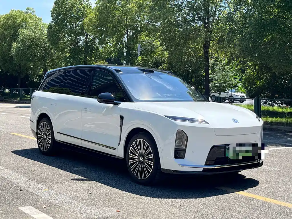 NIO ES8 2026 мест Executive Luxury