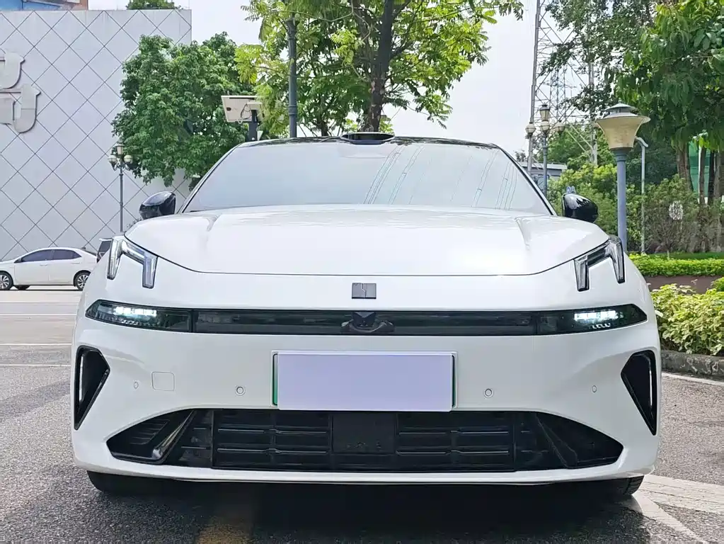 Lynk & Co 07 EM-P — миниатюра 2