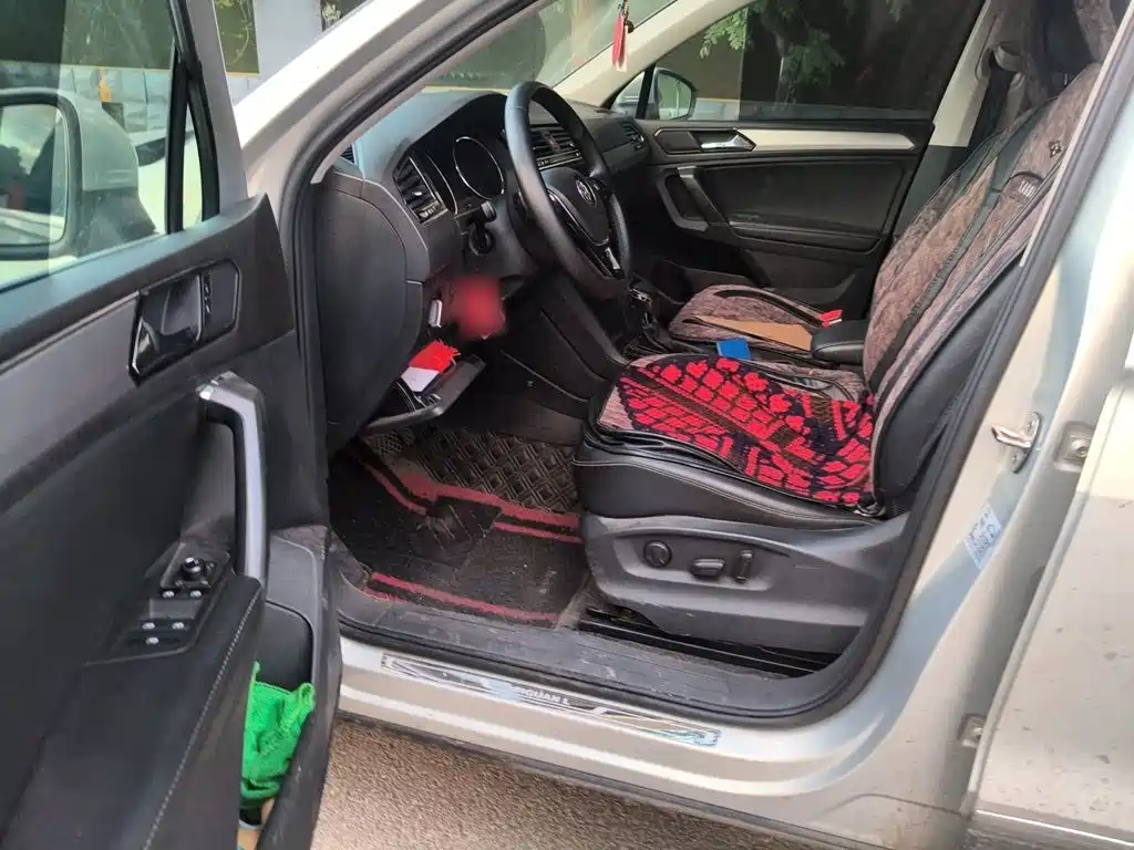 Volkswagen Tiguan L — миниатюра 17