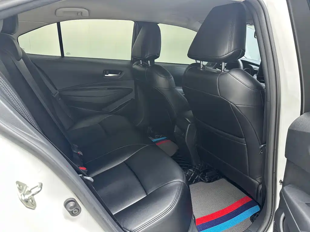 Toyota Corolla — миниатюра 6
