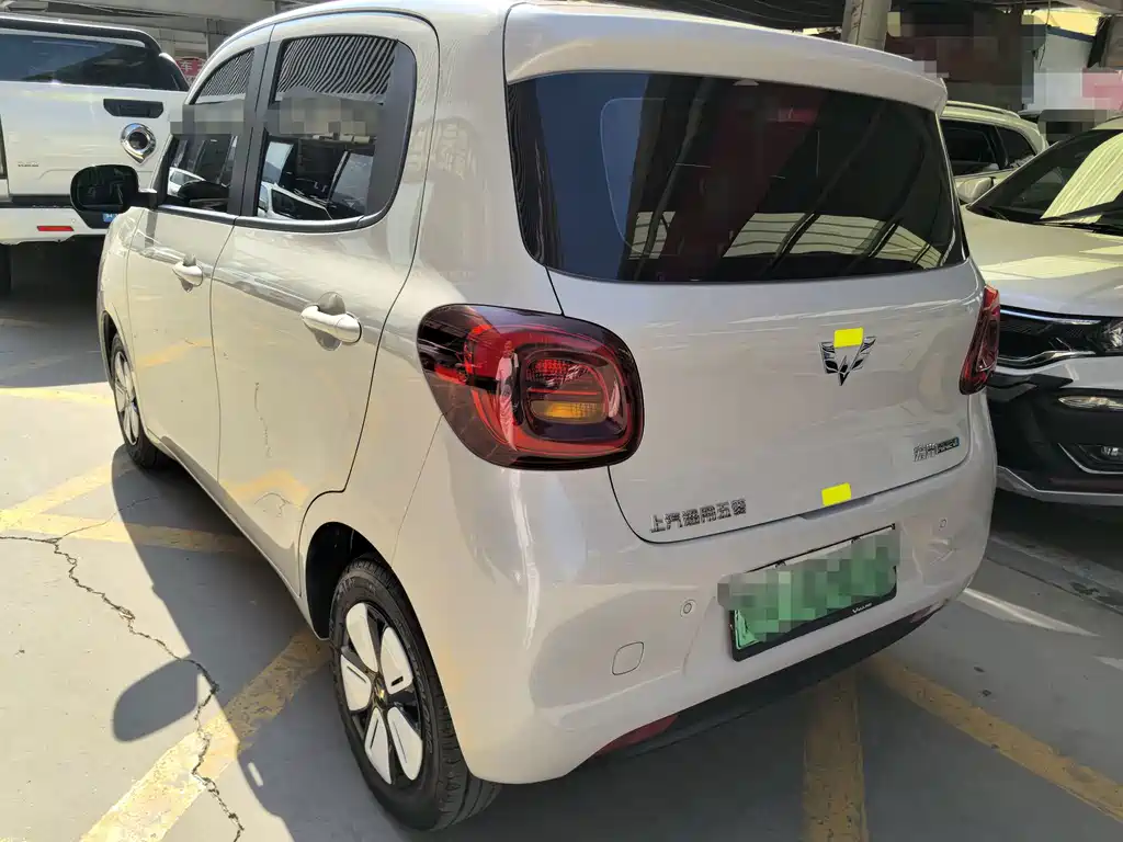 Wuling MINIEV — миниатюра 4