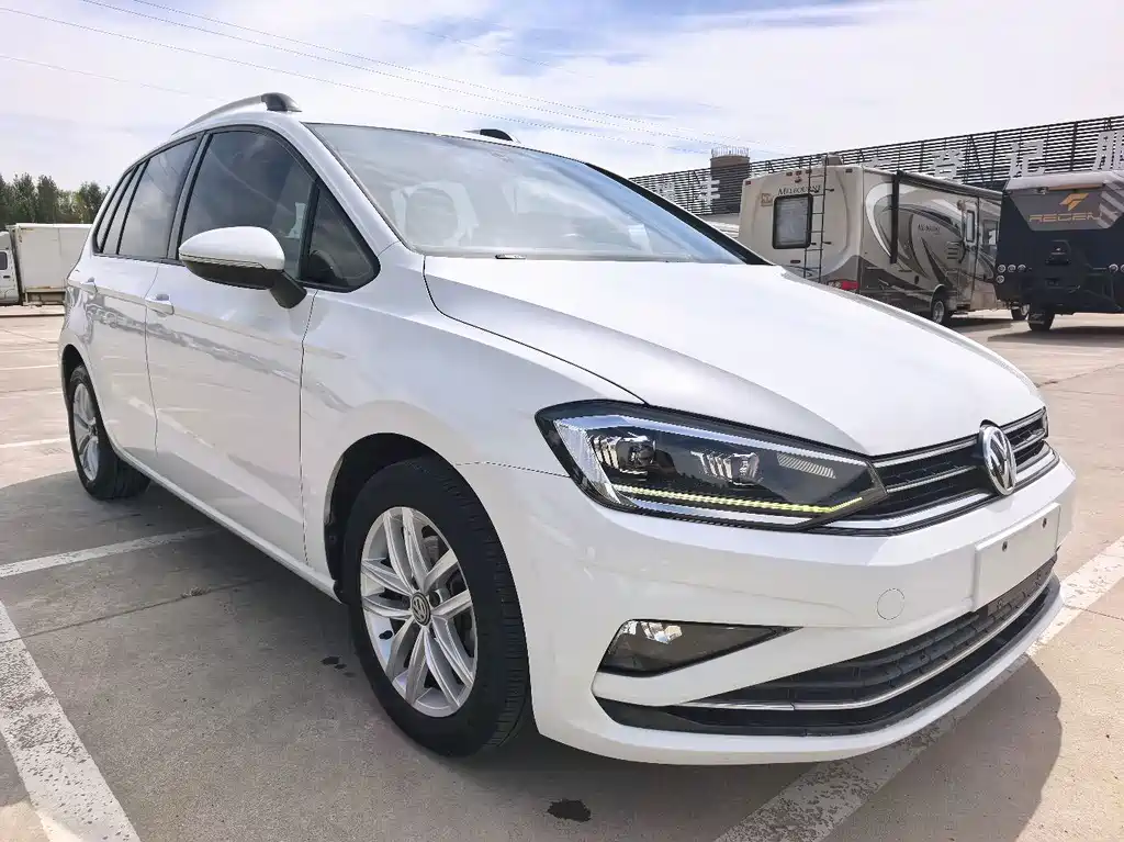 Volkswagen Golf Sportsvan — миниатюра 3