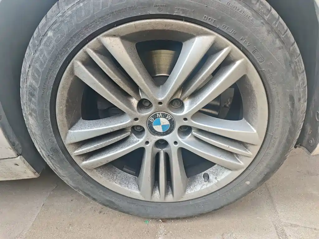 BMW 3 Series — миниатюра 8