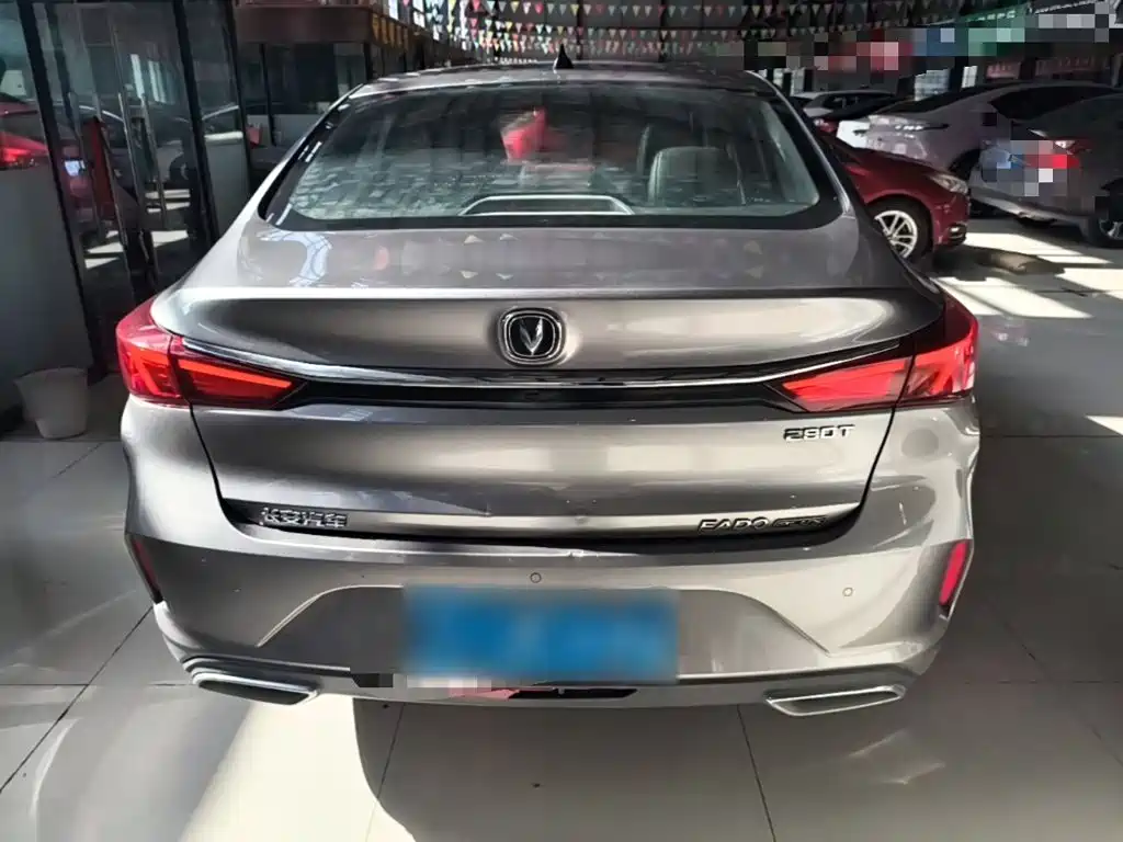 Changan Eado — миниатюра 6