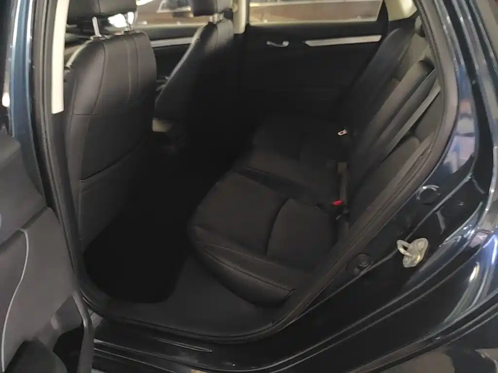 Honda Civic — миниатюра 17