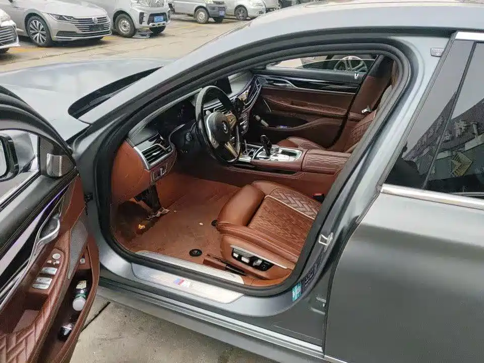 BMW 7 Series 7 2021 740Li xDrive Executive M Sport