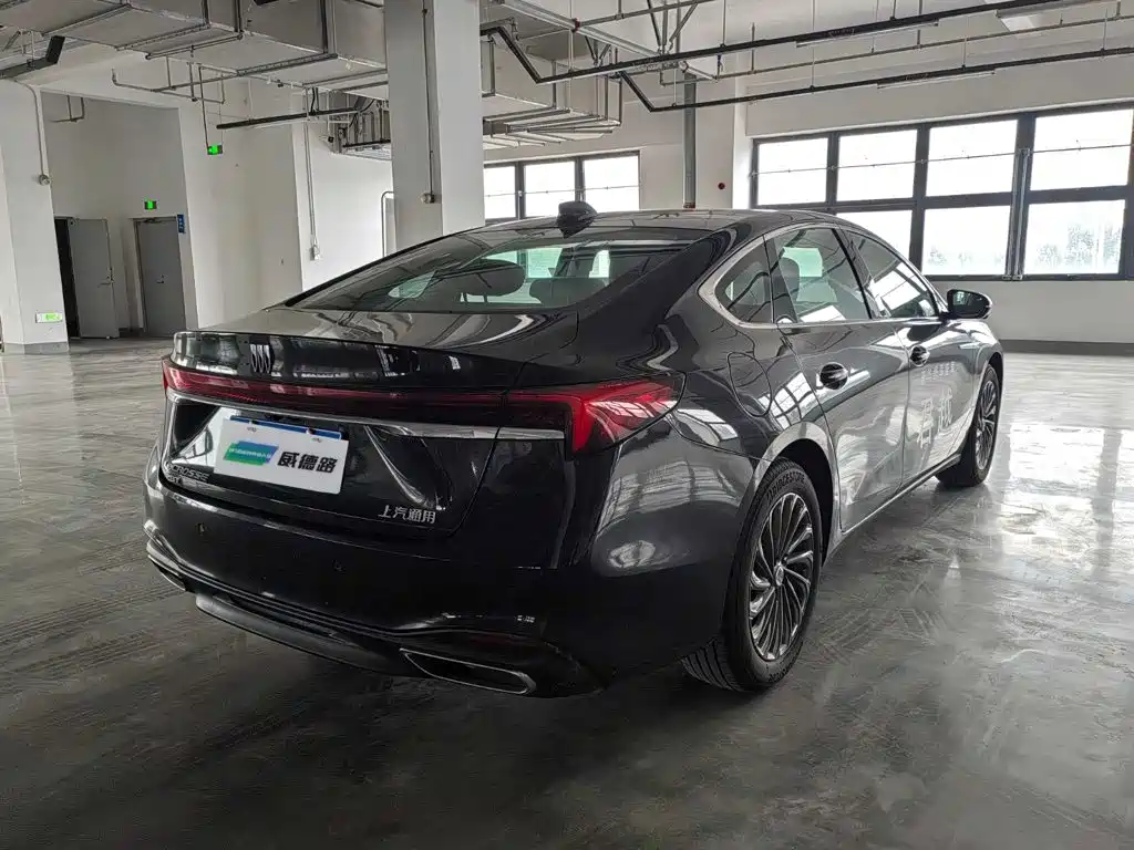 Buick LaCrosse — миниатюра 5