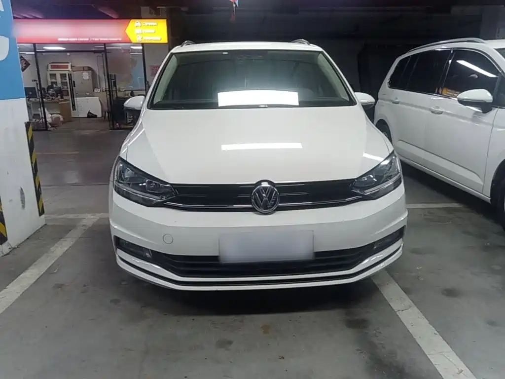 Volkswagen Touran — миниатюра 3