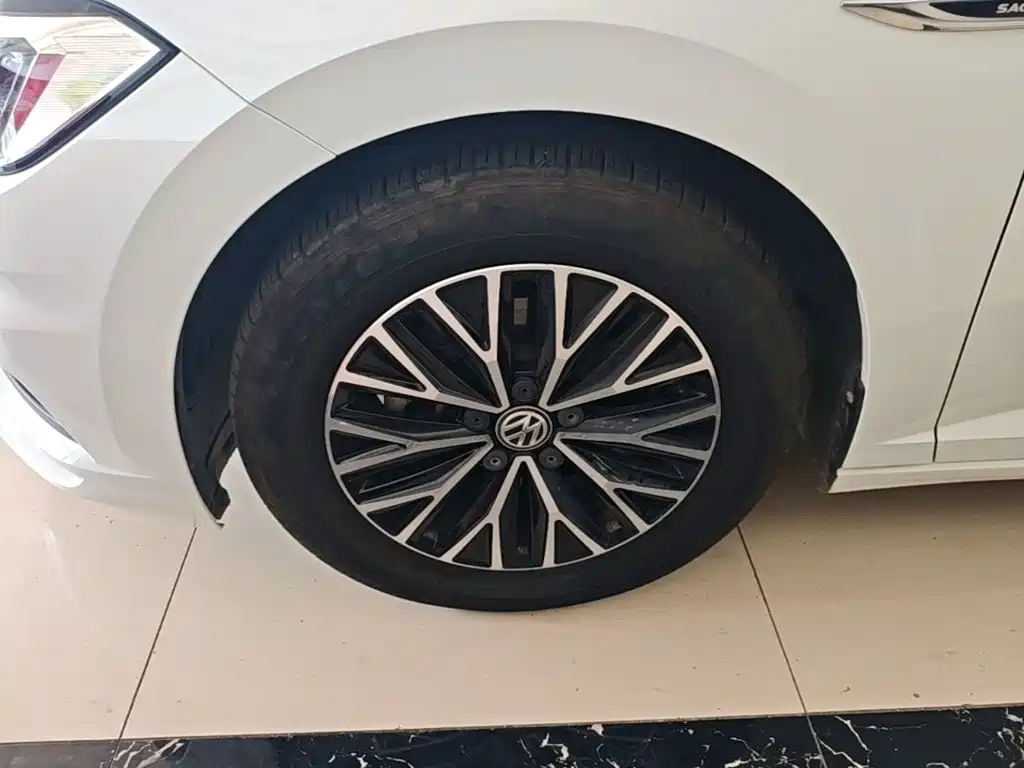 Volkswagen Sagitar — миниатюра 23