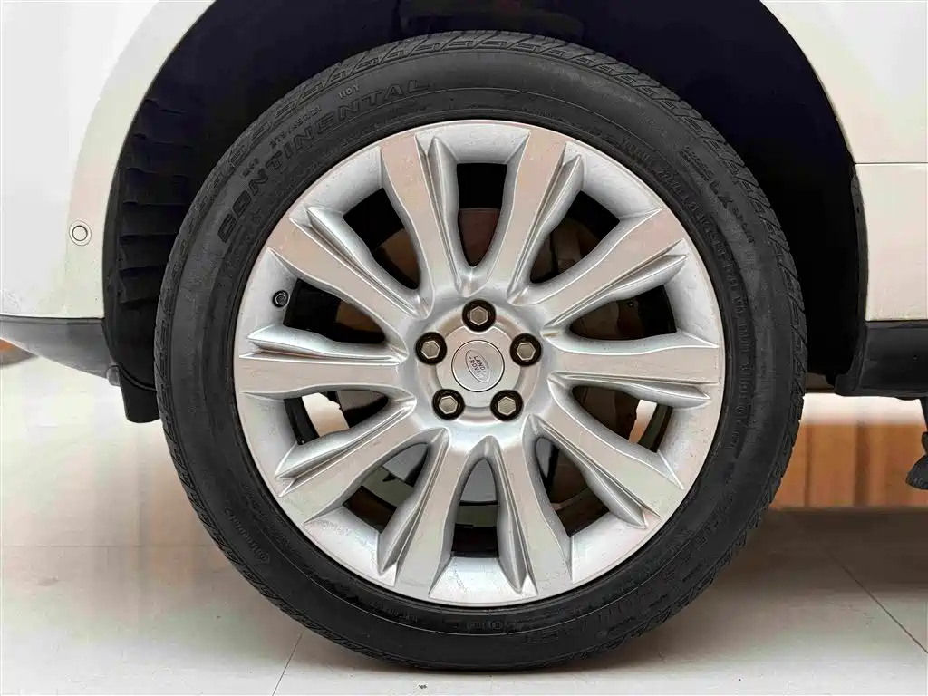 Land Rover Range Rover — миниатюра 19