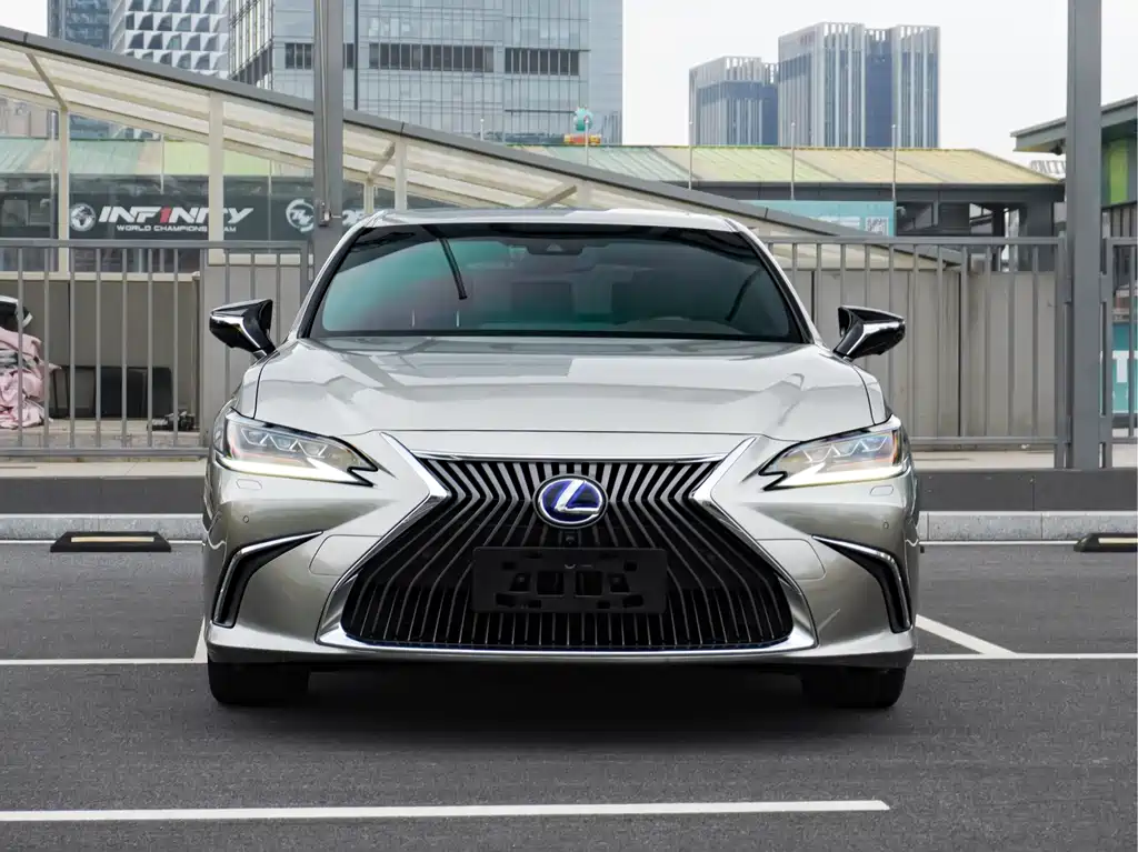 Lexus ES — миниатюра 3