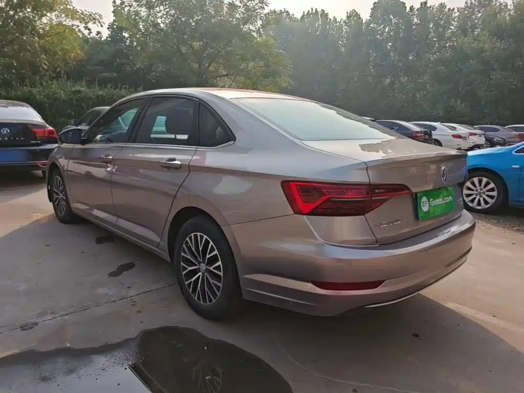 Volkswagen Sagitar — миниатюра 5