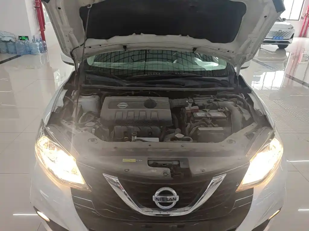 Nissan Tiida — миниатюра 20