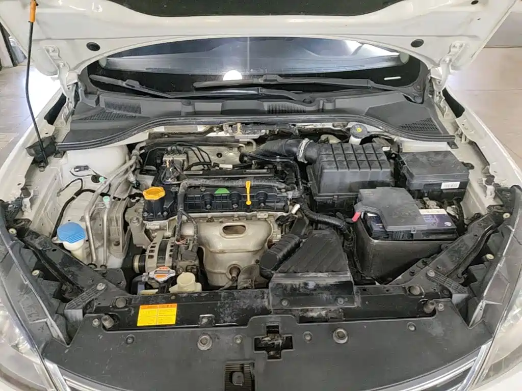 Roewe 360 — миниатюра 20