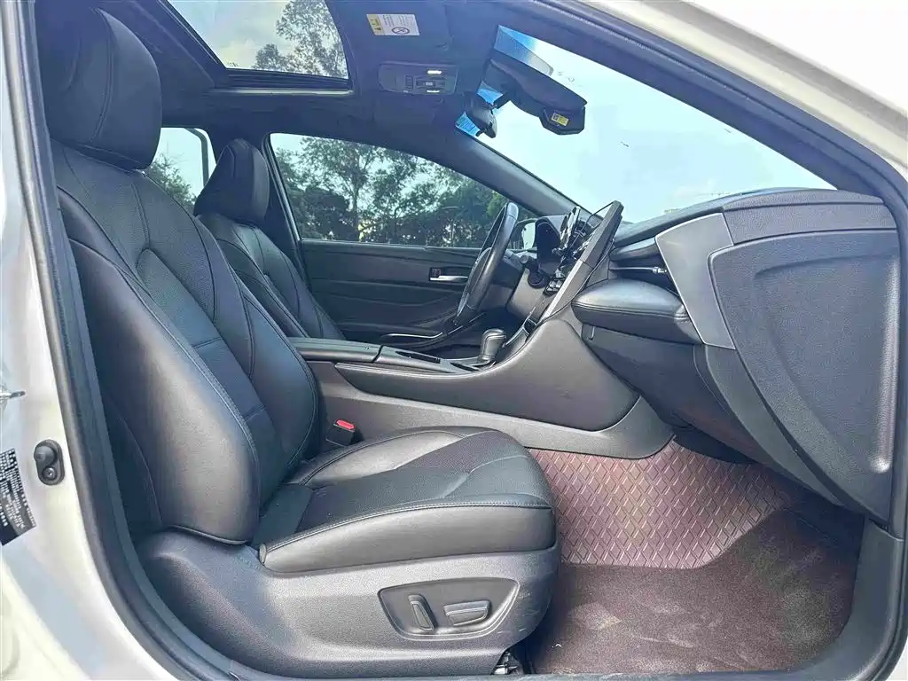 Toyota Avalon — миниатюра 17