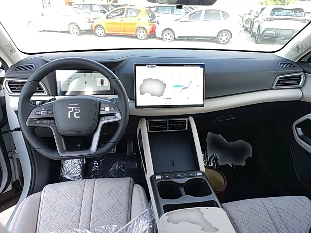 BYD Yuan UP — миниатюра 10