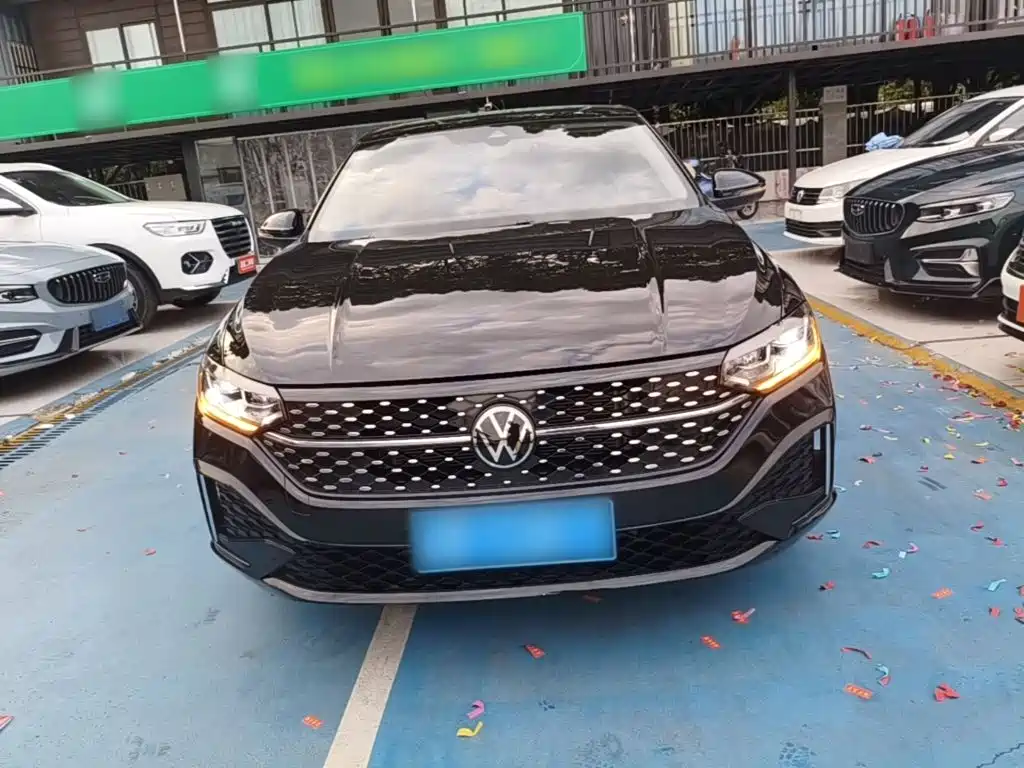 Volkswagen Lavida — миниатюра 3