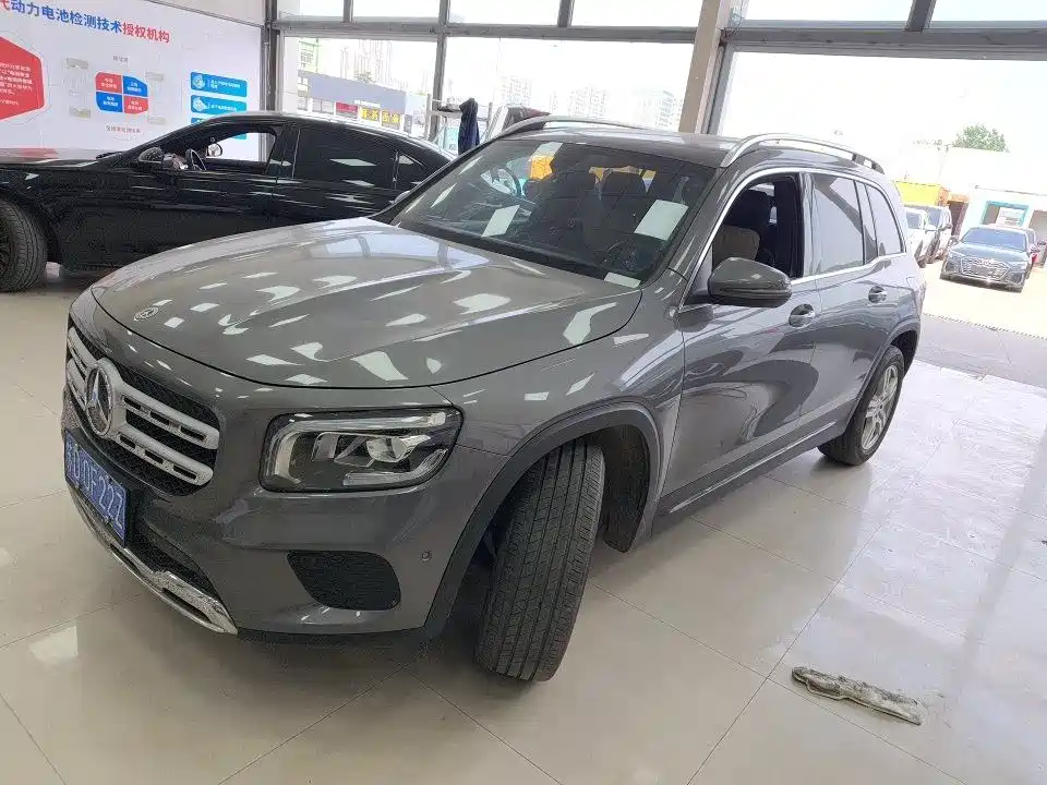 Купить Mercedes-Benz GLB
