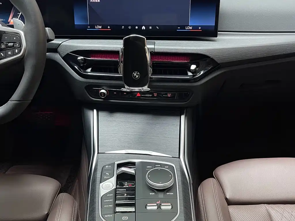 BMW 3 Series — миниатюра 7