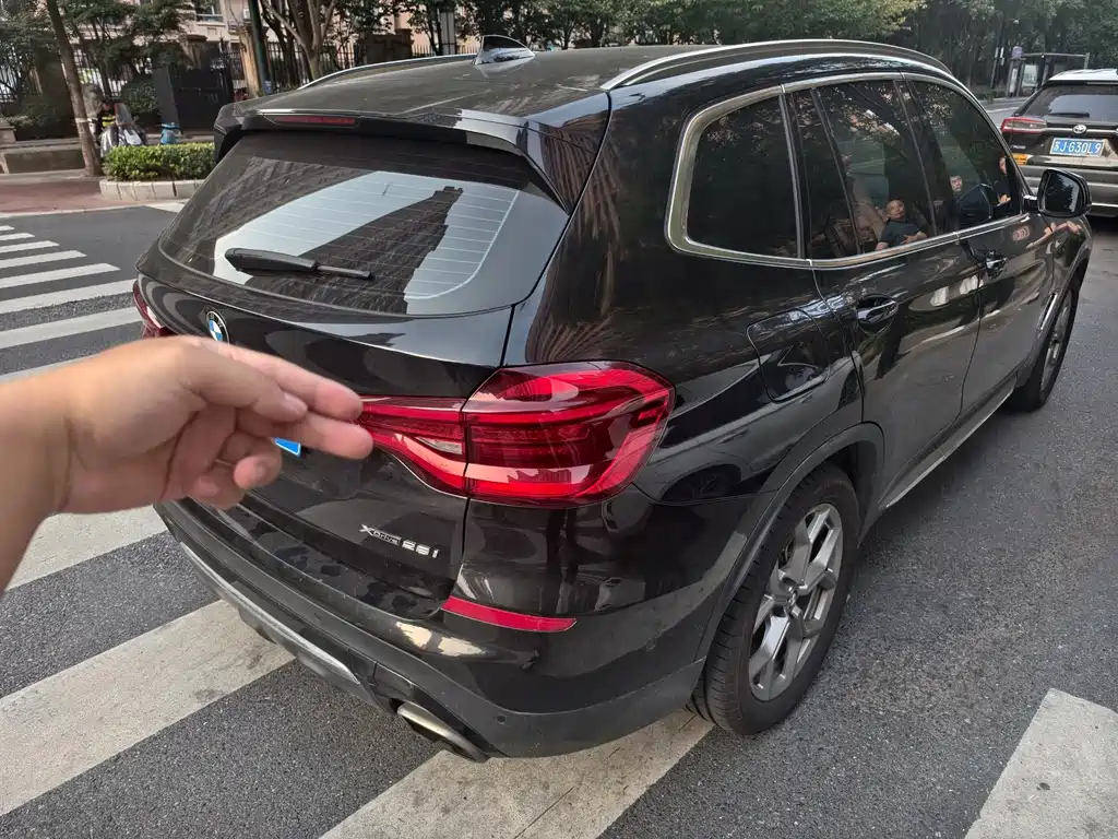 BMW X3 — миниатюра 7